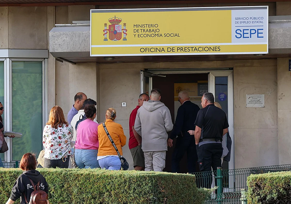 EL EDADISMO NO DA TREGUA: UNO DE CADA TRES PARADOS TIENE MÁS DE 50 AÑOS Y LA MITAD SON DE LARGA DURACIÓN