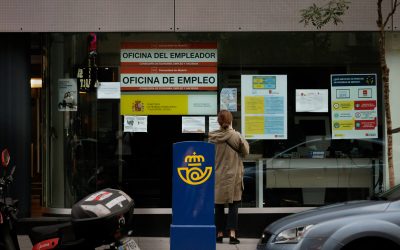 SONIA CATALÁN ALERTA EN CANAL SUR RADIO SOBRE EL PARO CRÓNICO DE LOS PROFESIONALES SÉNIOR
